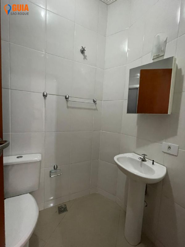 Aluga-se apartamento em So Roque, SP